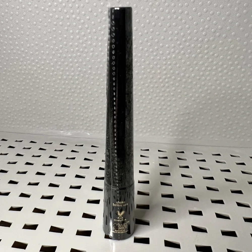 Gerald Cosmetics Smudgeproof, Waterproof, Ultra Black Eternal Eyeliner .08 fl oz